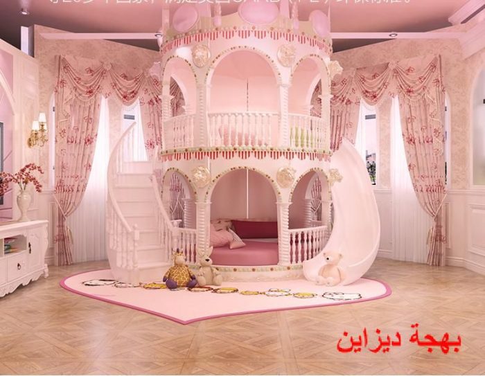 غرفة نوم اطفال روز و السرير علي شكل قصر