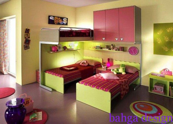 غرفة نوم اطفال عملية جدا باللون الفوشيا و الاخضر