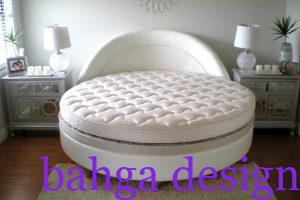 غرفة نوم دائرية متحركة باللون الابيض