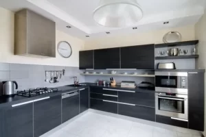 مطبخ أسود الوميتال يناسب جميع الاذواق